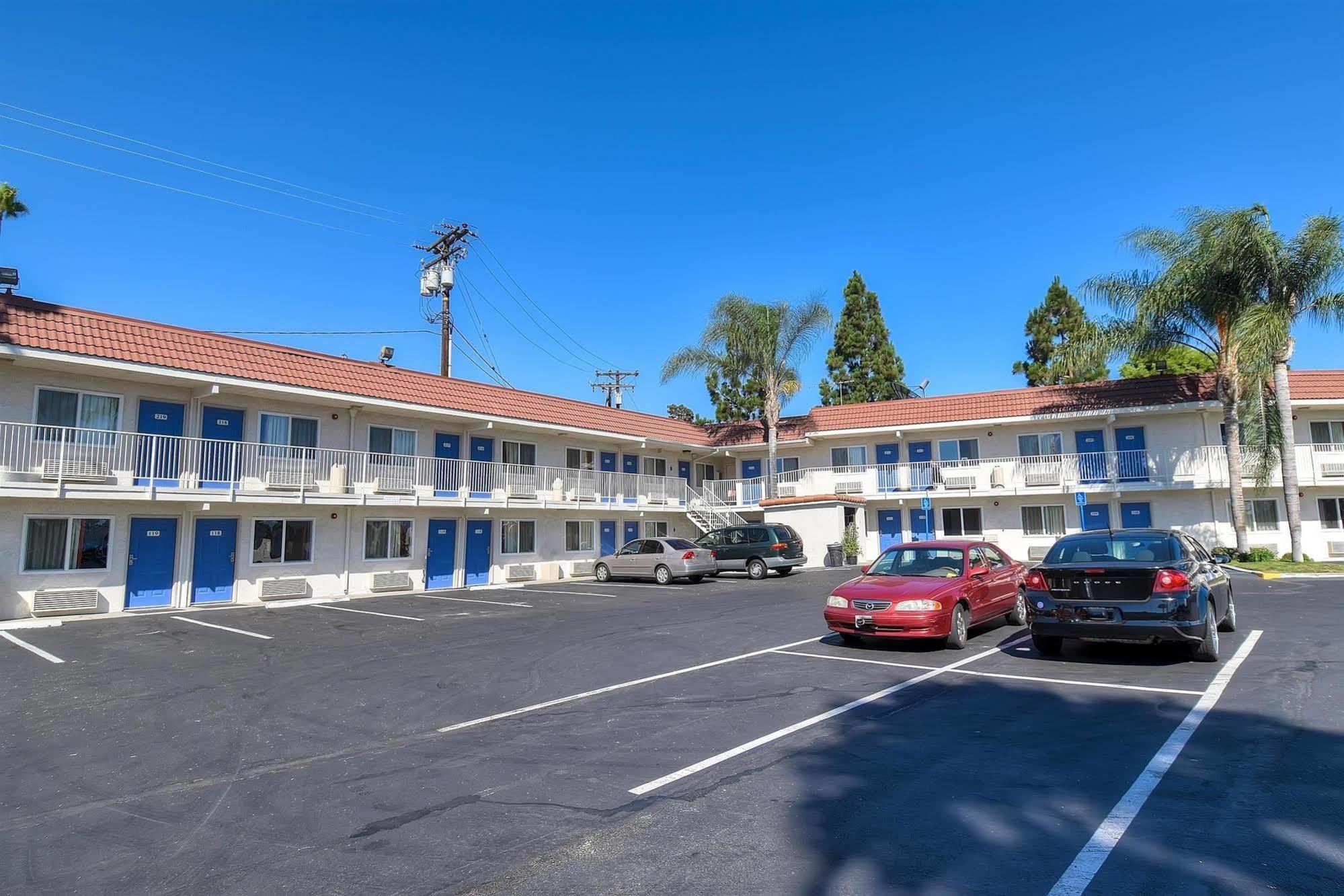Motel 6-Long Beach, Ca - Los Angeles المظهر الخارجي الصورة